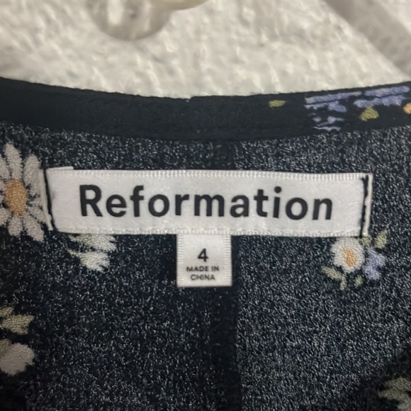 REFORMATION Laylin Daisy Dress Size 4 - Picture 4 of 11